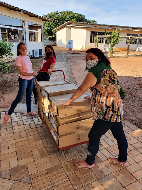 implantação de novo laboratório, 40 computadores transportados para nova sala